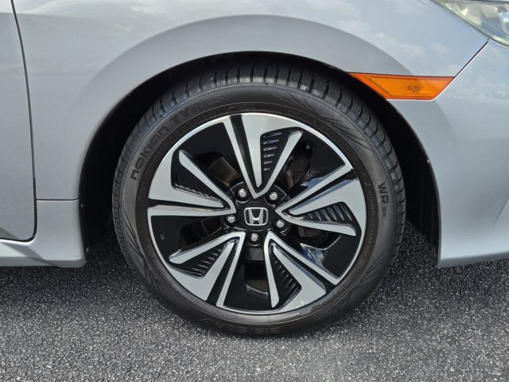 2016 Honda Civic - $13,995