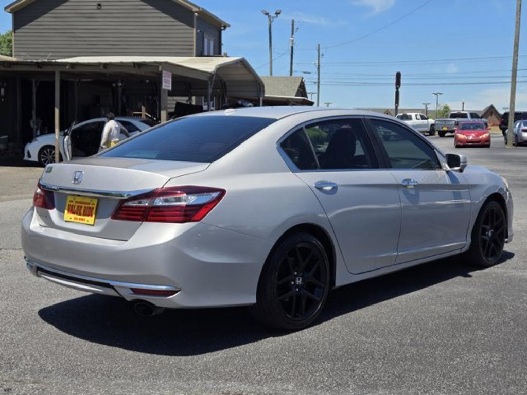 2016 Honda Accord - $12,995