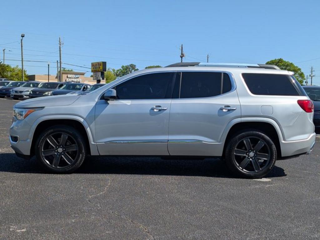 2017 GMC Acadia  photo