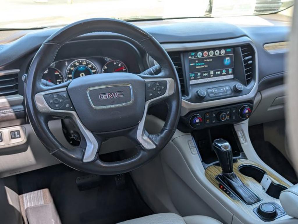2017 GMC Acadia  photo