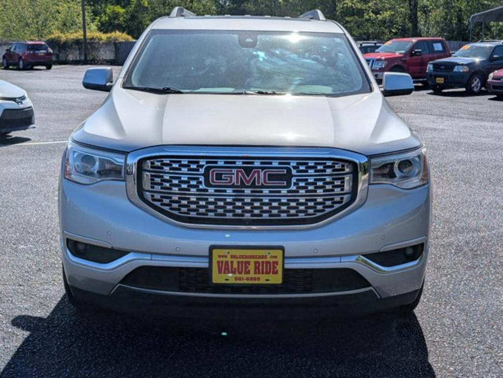 2017 GMC Acadia  photo