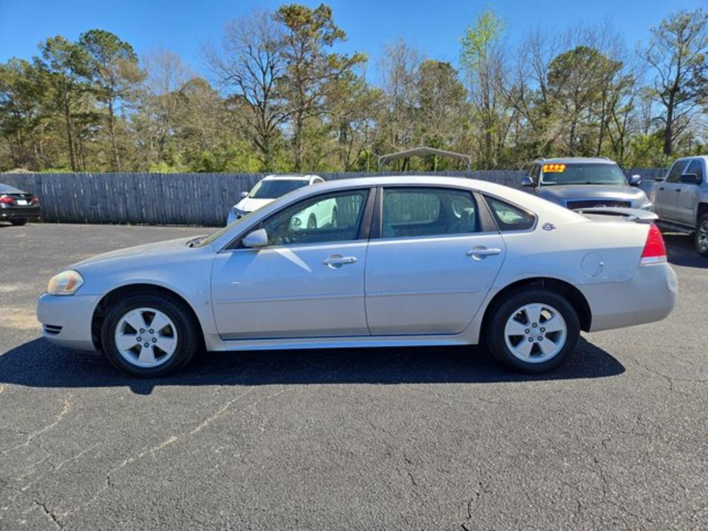 2009 Chevrolet Impala LT photo