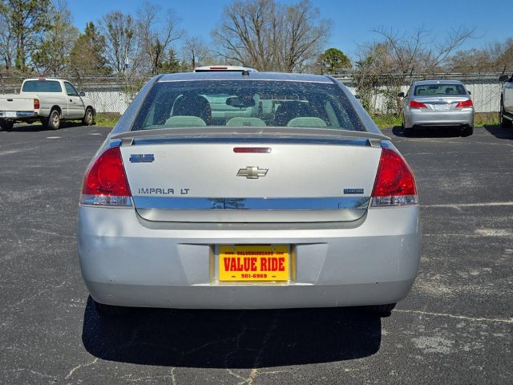 2009 Chevrolet Impala LT photo