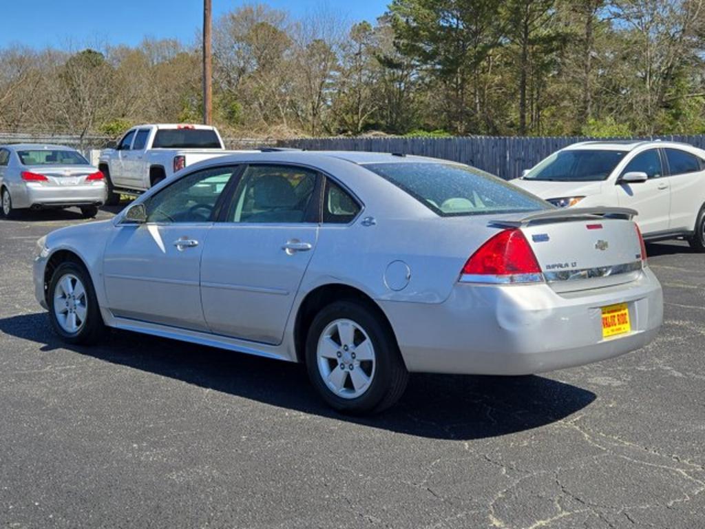 2009 Chevrolet Impala LT photo