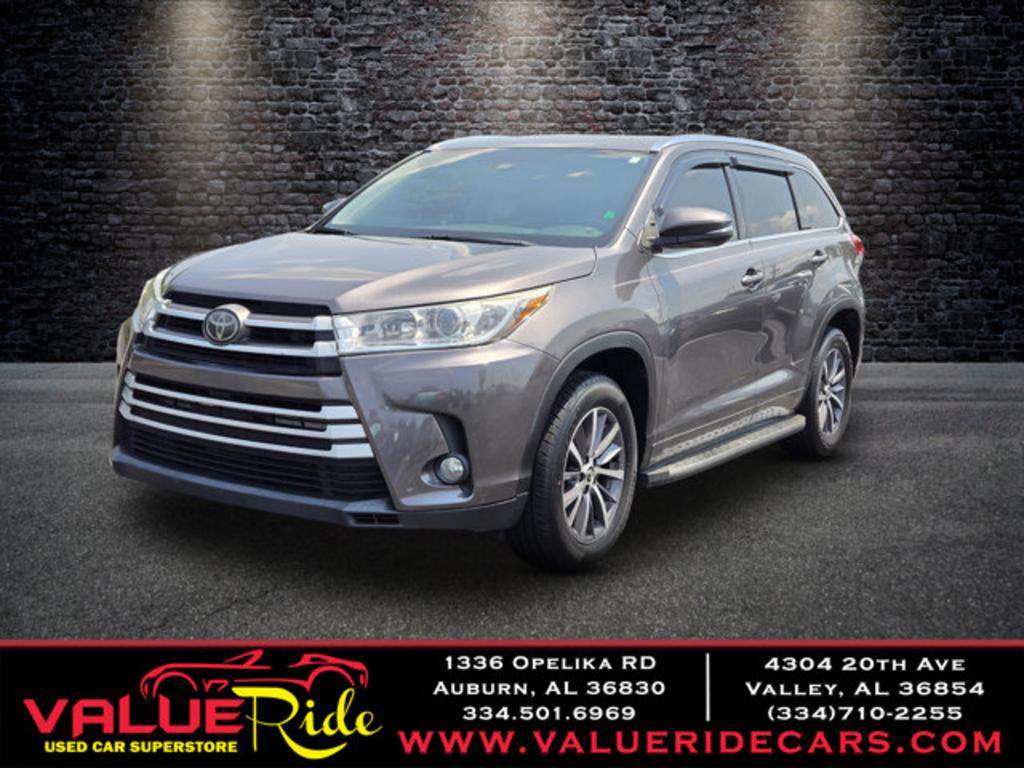 2017 Toyota Highlander - $16,995