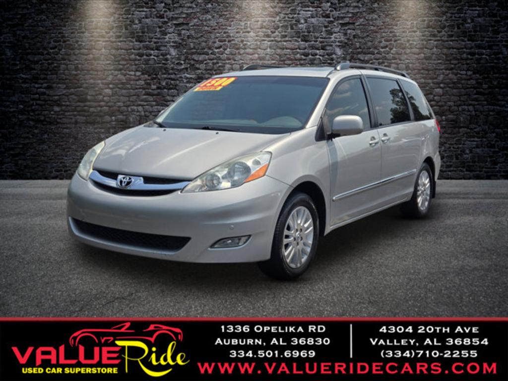 2008 Toyota Sienna - $7,495