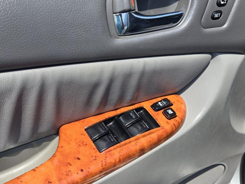 2008 Toyota Sienna - $7,495