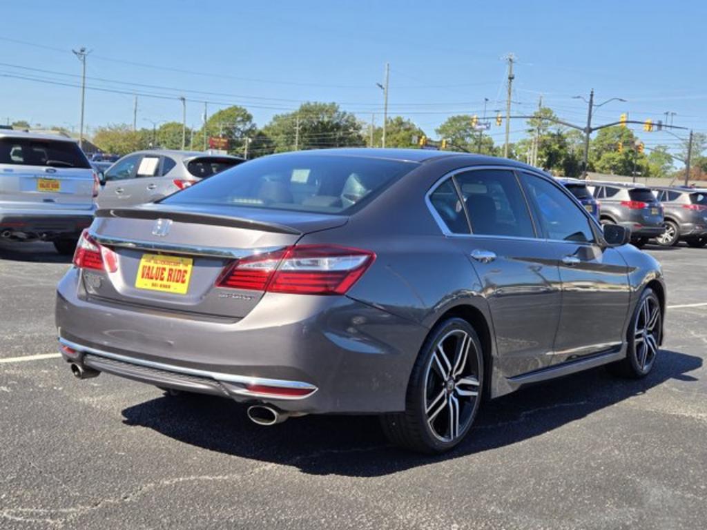 2017 Honda Accord - $12,995