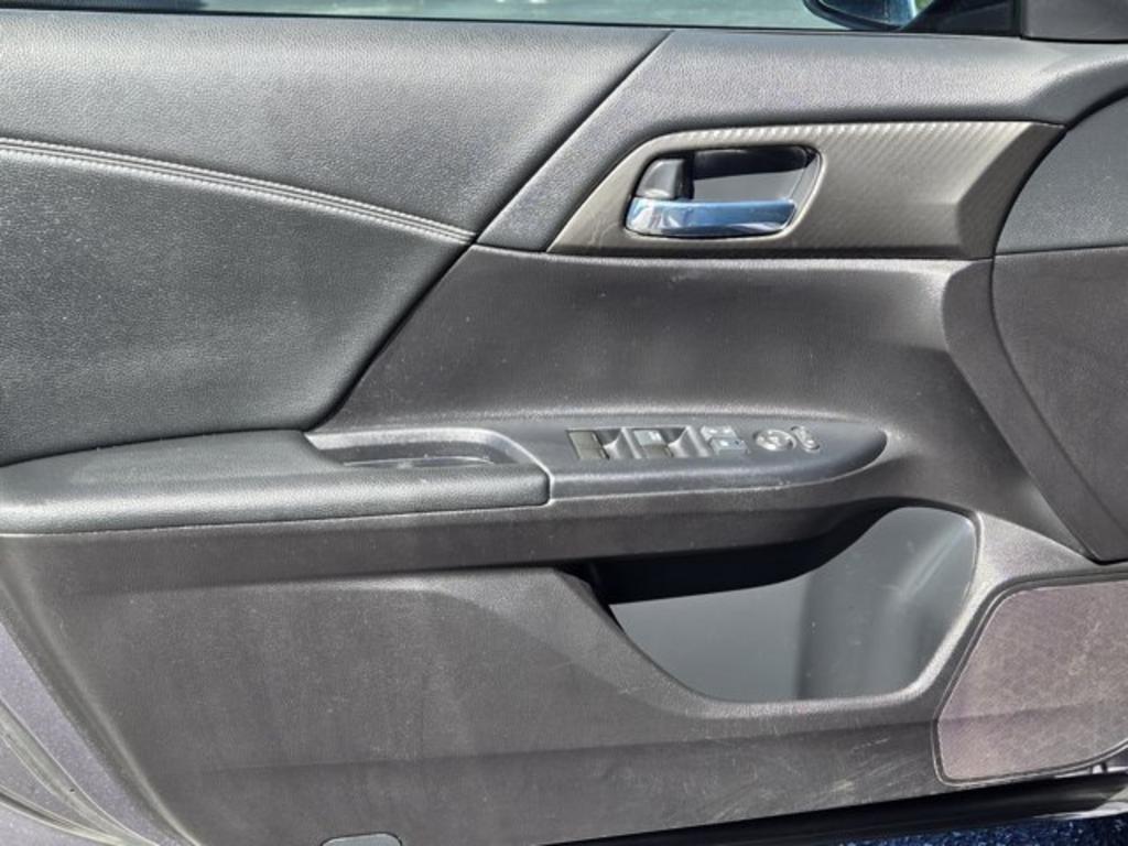 2017 Honda Accord - $12,995