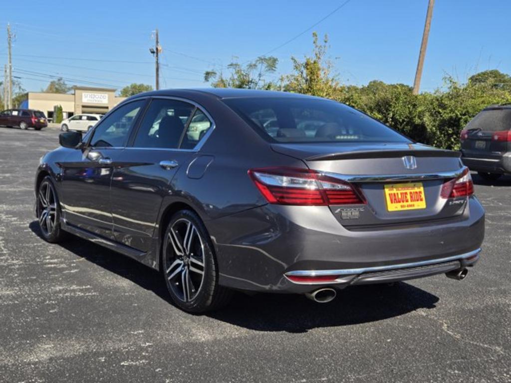 2017 Honda Accord - $12,995