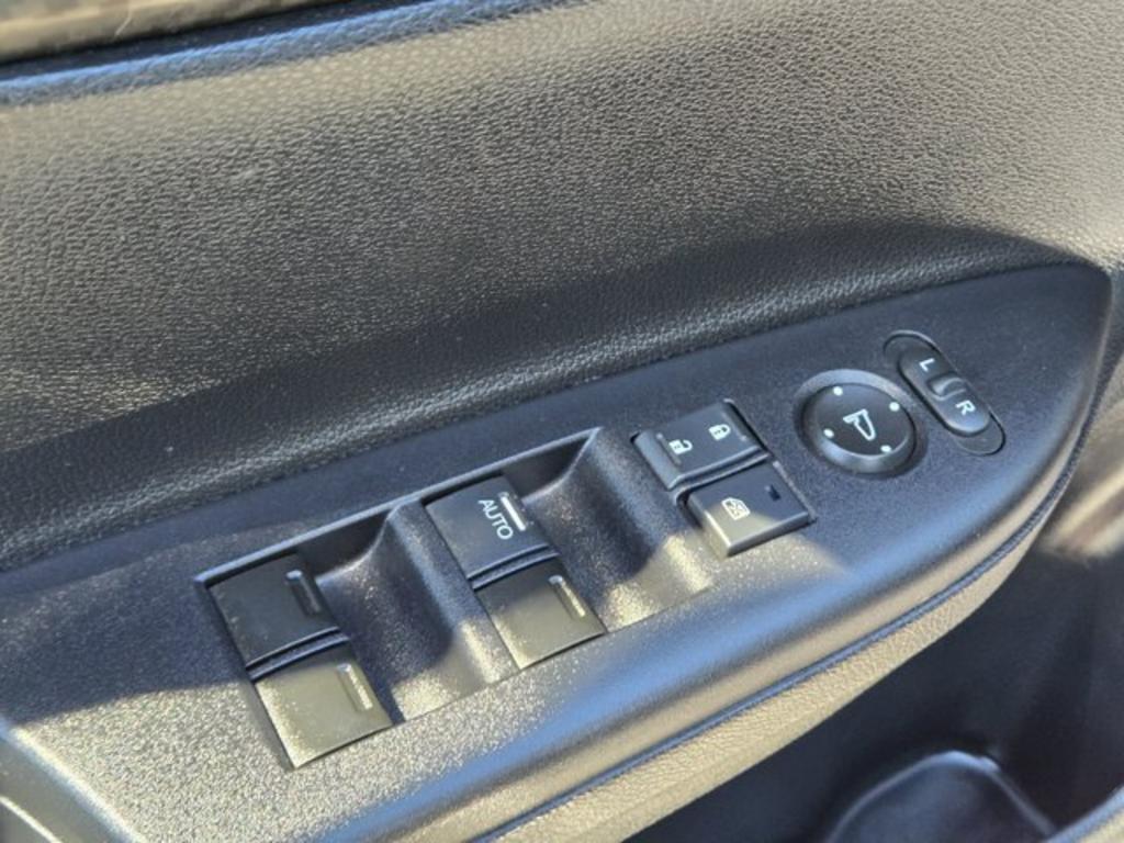 2017 Honda Accord - $12,995