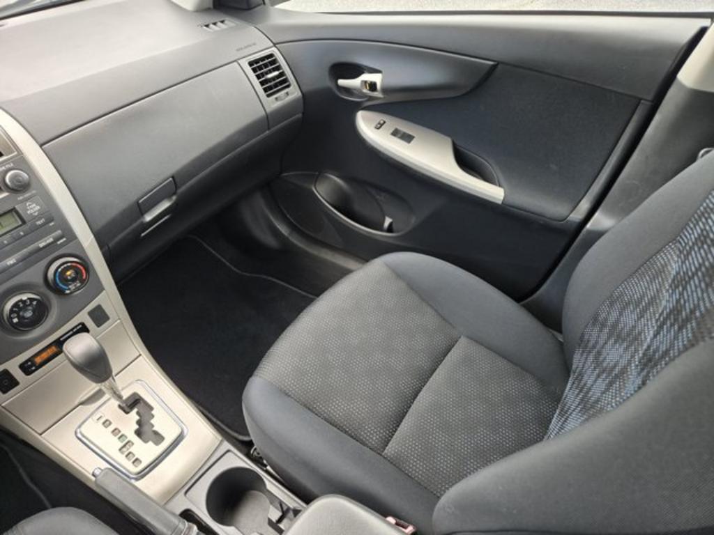 2010 Toyota Corolla - $9,995