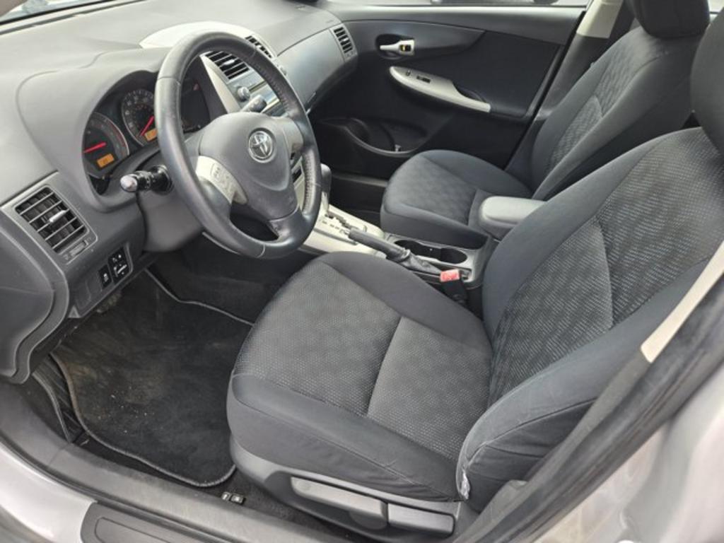 2010 Toyota Corolla - $9,995