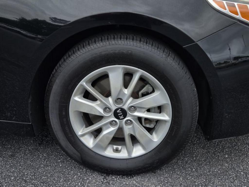 2018 Kia Optima - $12,995