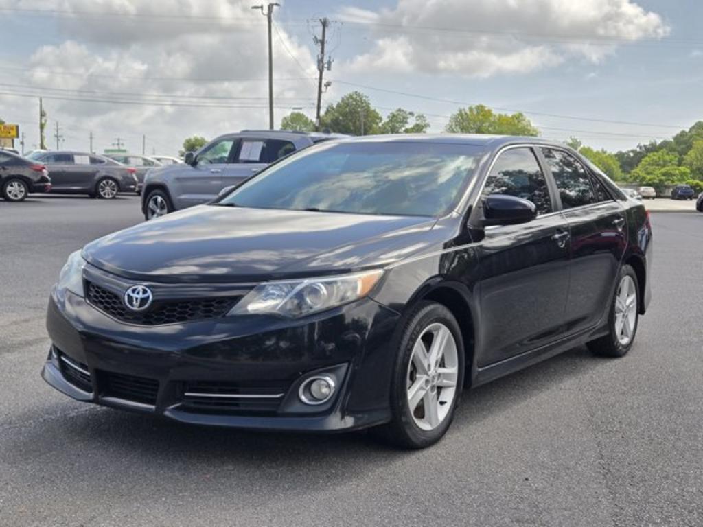 2013 Toyota Camry - $13,995