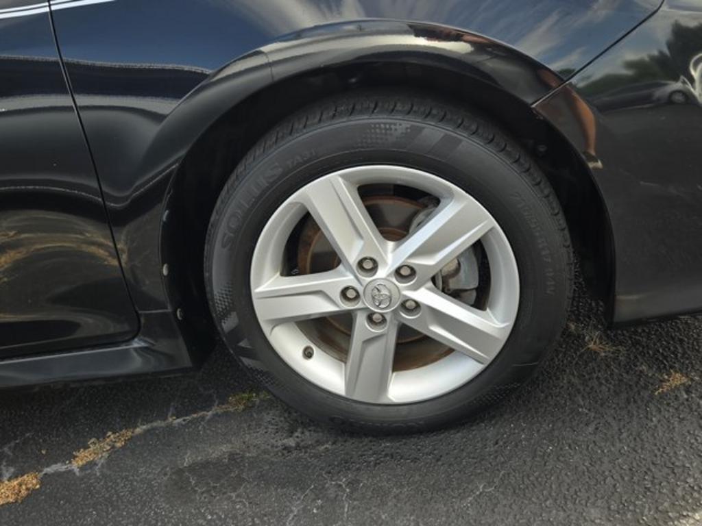 2013 Toyota Camry - $13,995