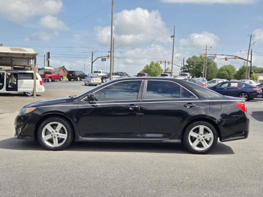 2013 Toyota Camry - $13,995