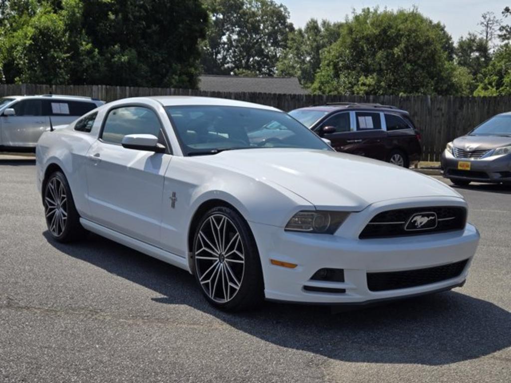 2014 Ford Mustang - $16,995