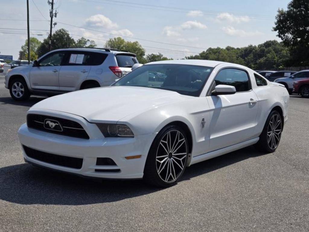 2014 Ford Mustang - $16,995