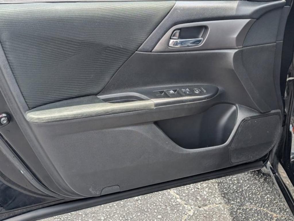 2014 Honda Accord - $12,995