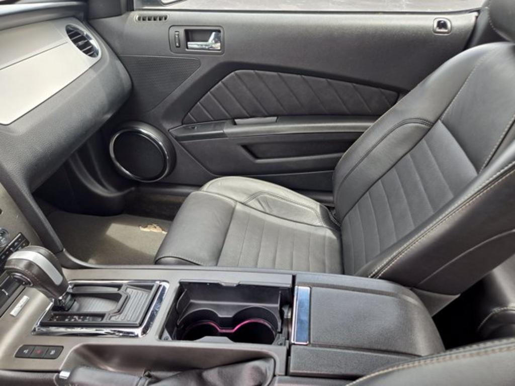 2014 Ford Mustang - $12,995