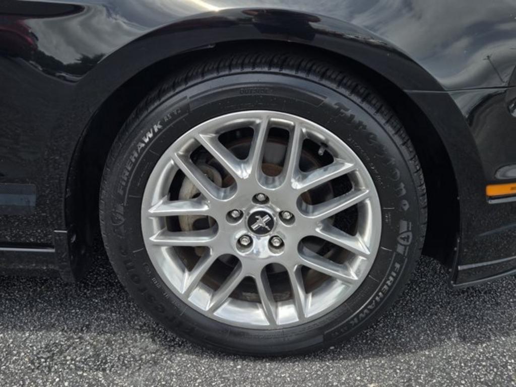 2014 Ford Mustang - $12,995