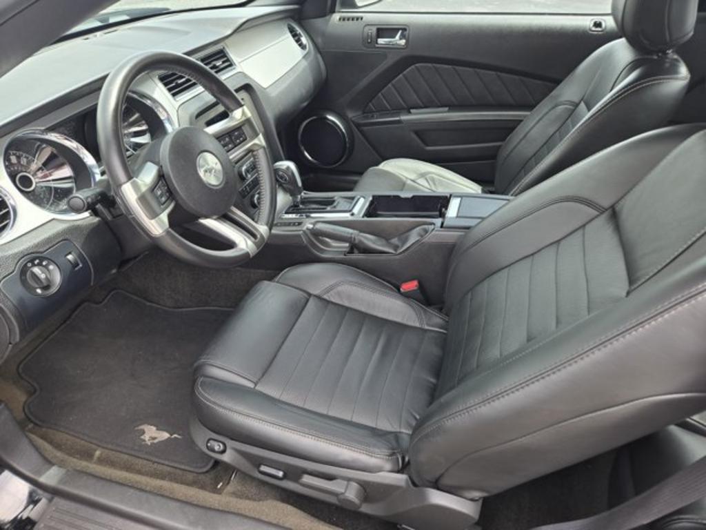 2014 Ford Mustang - $12,995