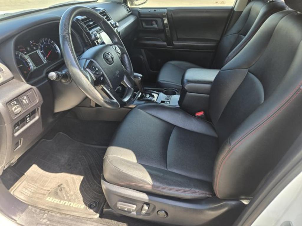 2015 Toyota 4Runner - $16,995