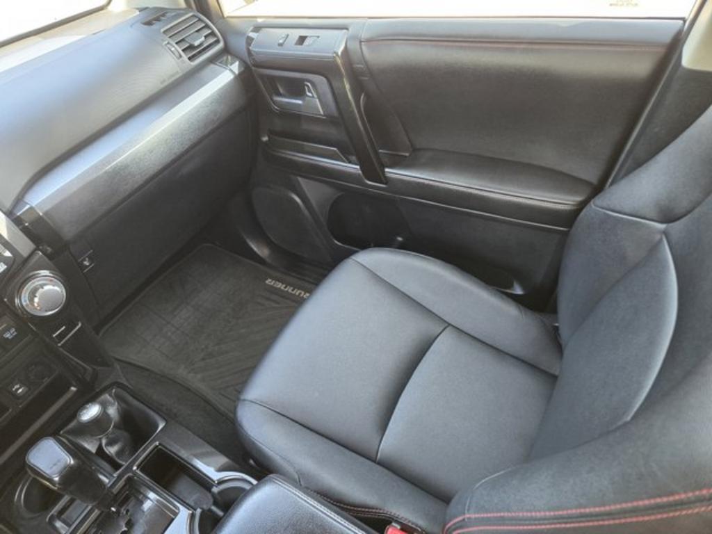 2015 Toyota 4Runner - $16,995