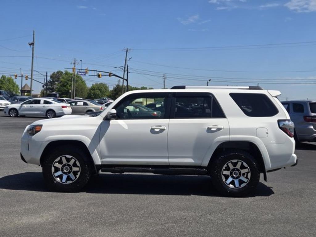 2015 Toyota 4Runner - $16,995