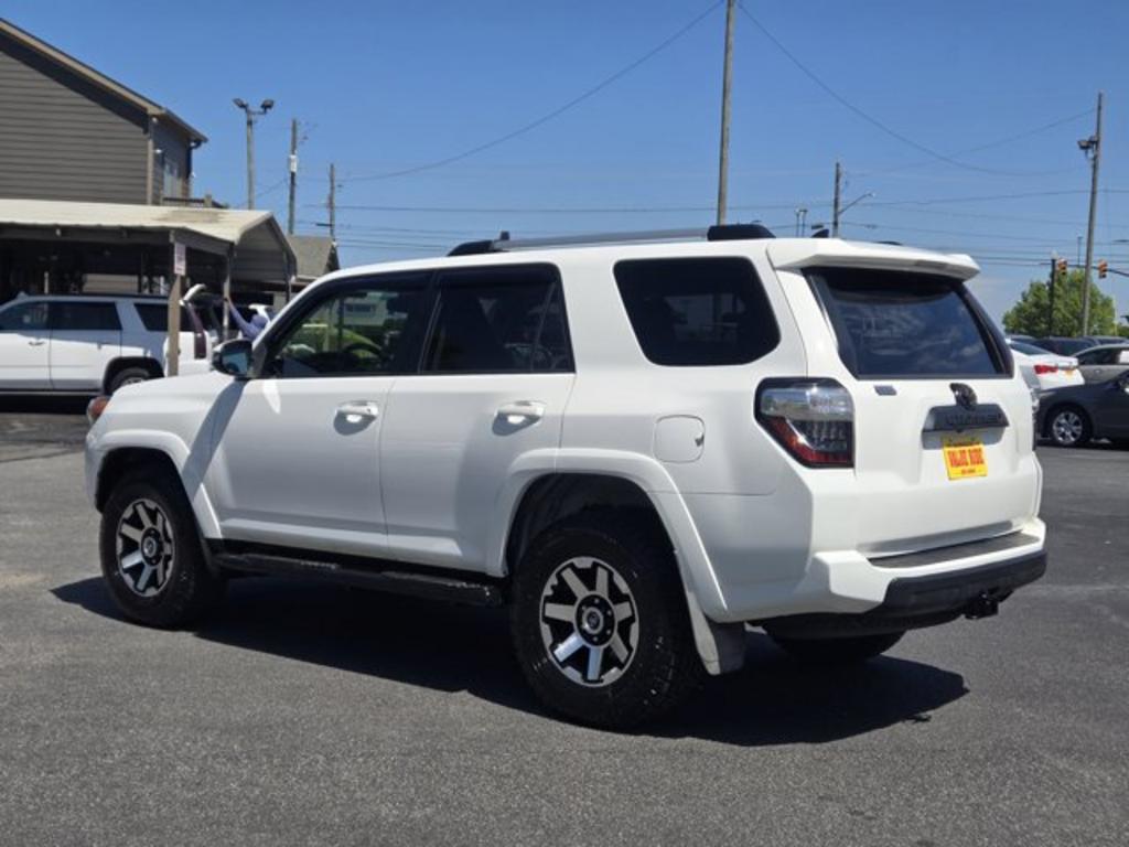 2015 Toyota 4Runner - $16,995