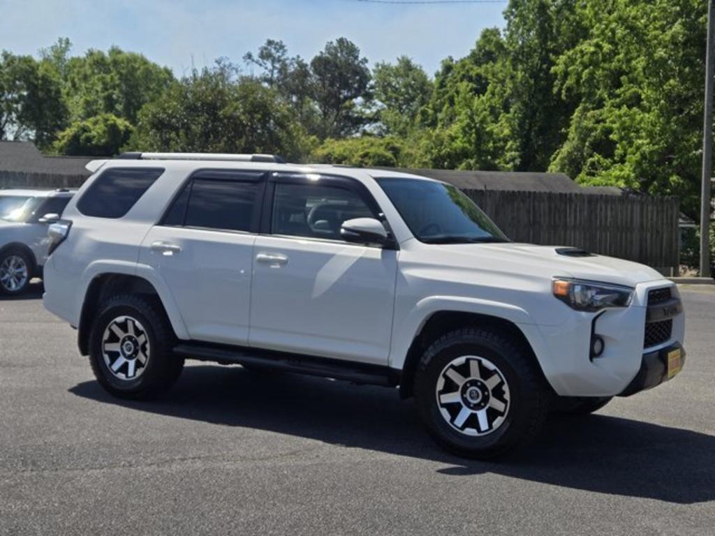 2015 Toyota 4Runner - $16,995