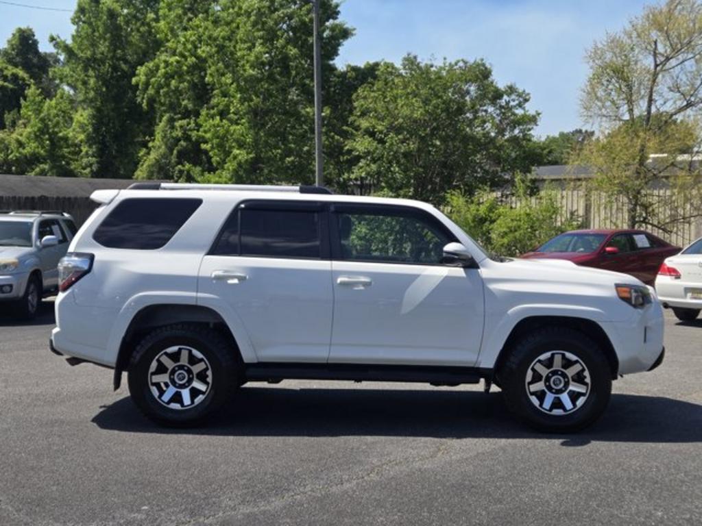 2015 Toyota 4Runner - $16,995