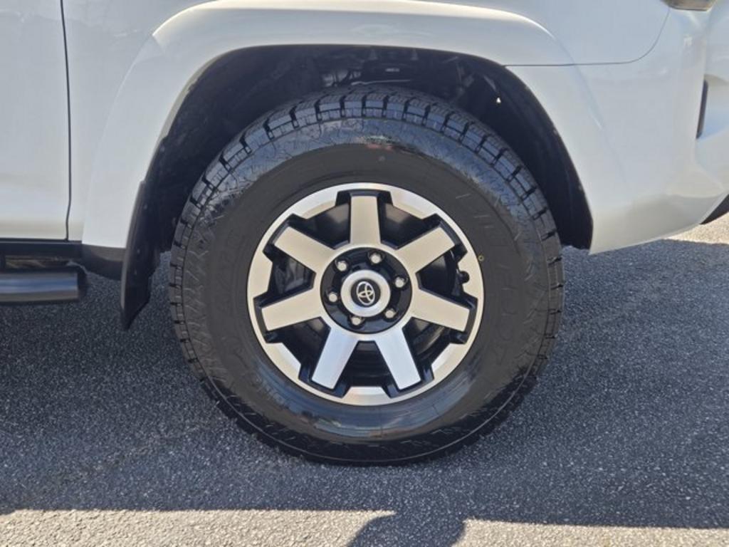 2015 Toyota 4Runner - $16,995