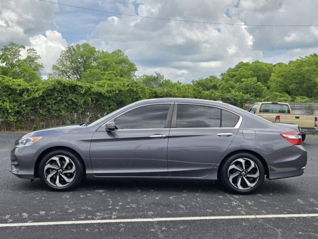 2017 Honda Accord - $13,995