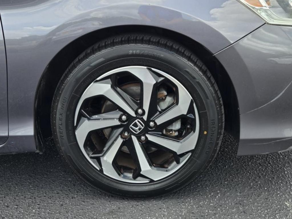 2017 Honda Accord - $13,995