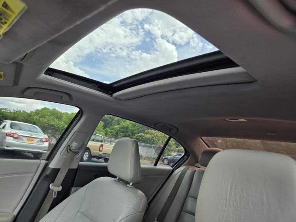2017 Honda Accord - $13,995