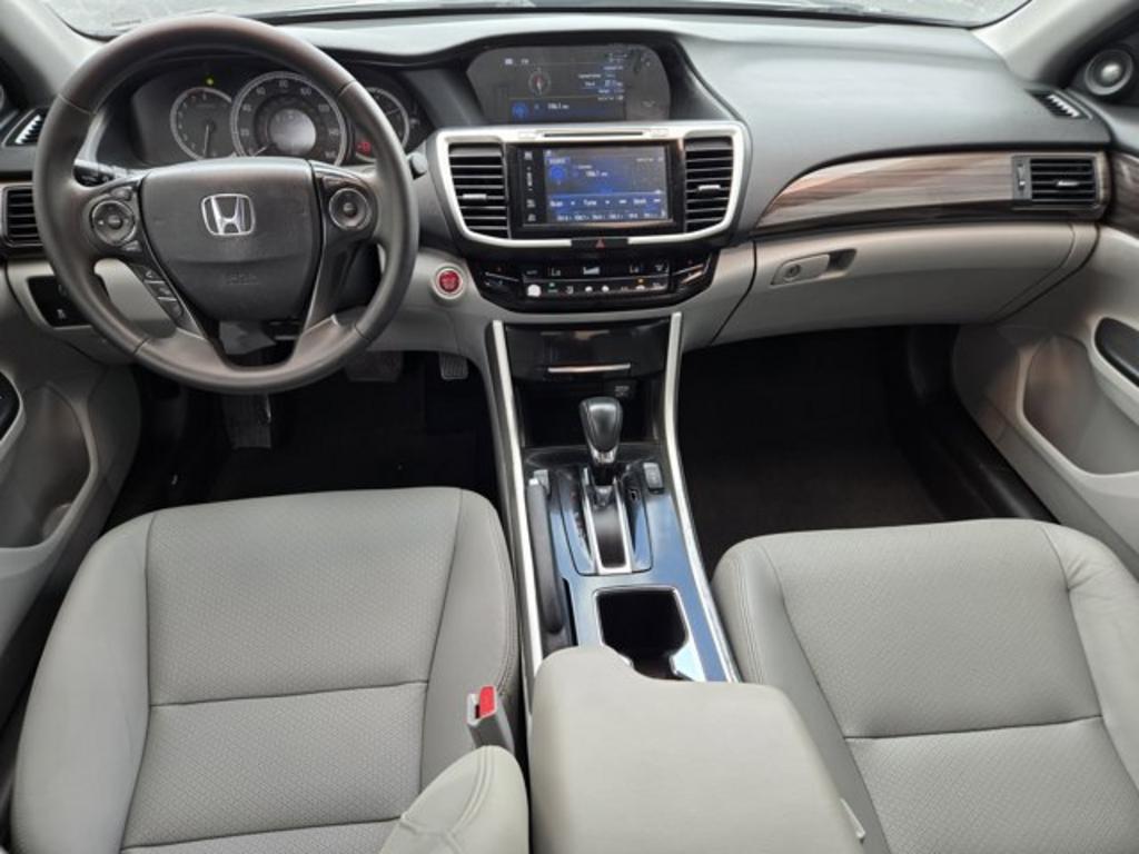 2017 Honda Accord - $13,995
