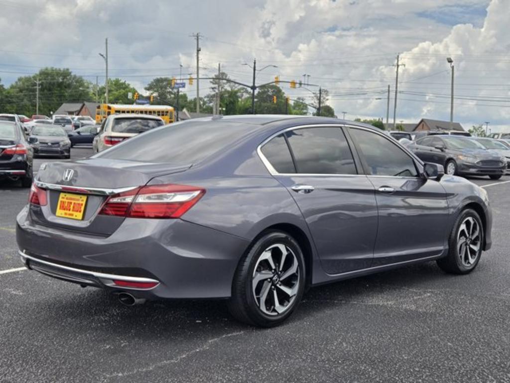 2017 Honda Accord - $13,995