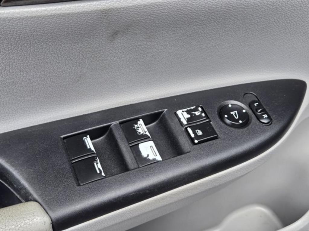 2017 Honda Accord - $13,995