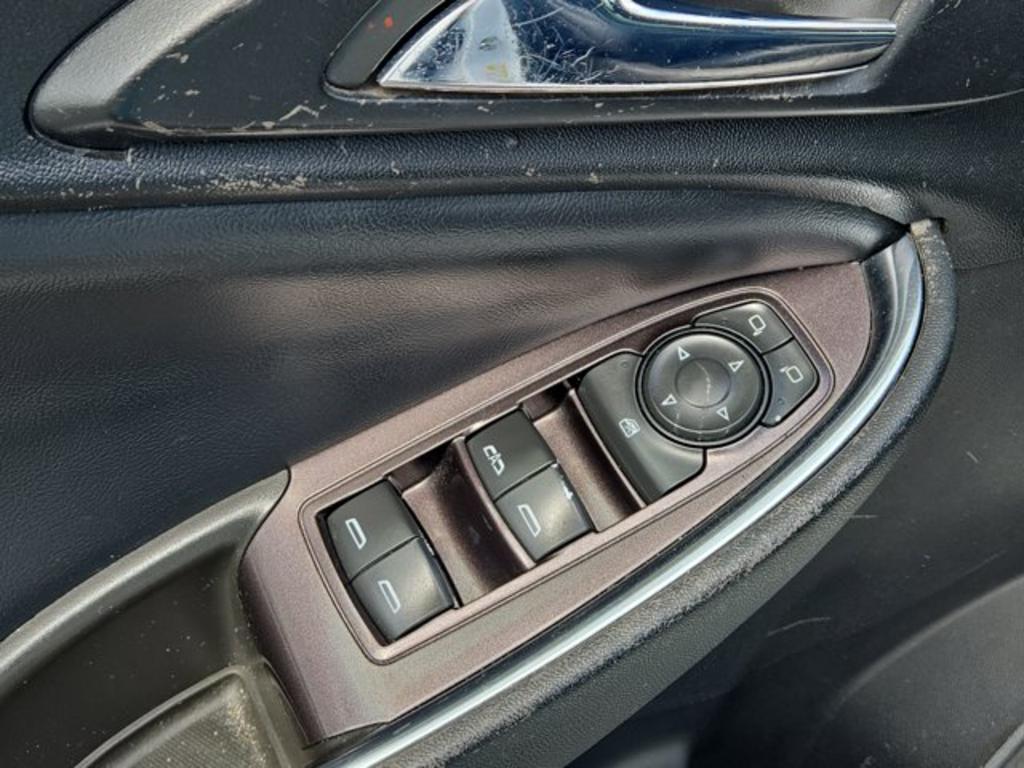 2016 Chevrolet Malibu  photo