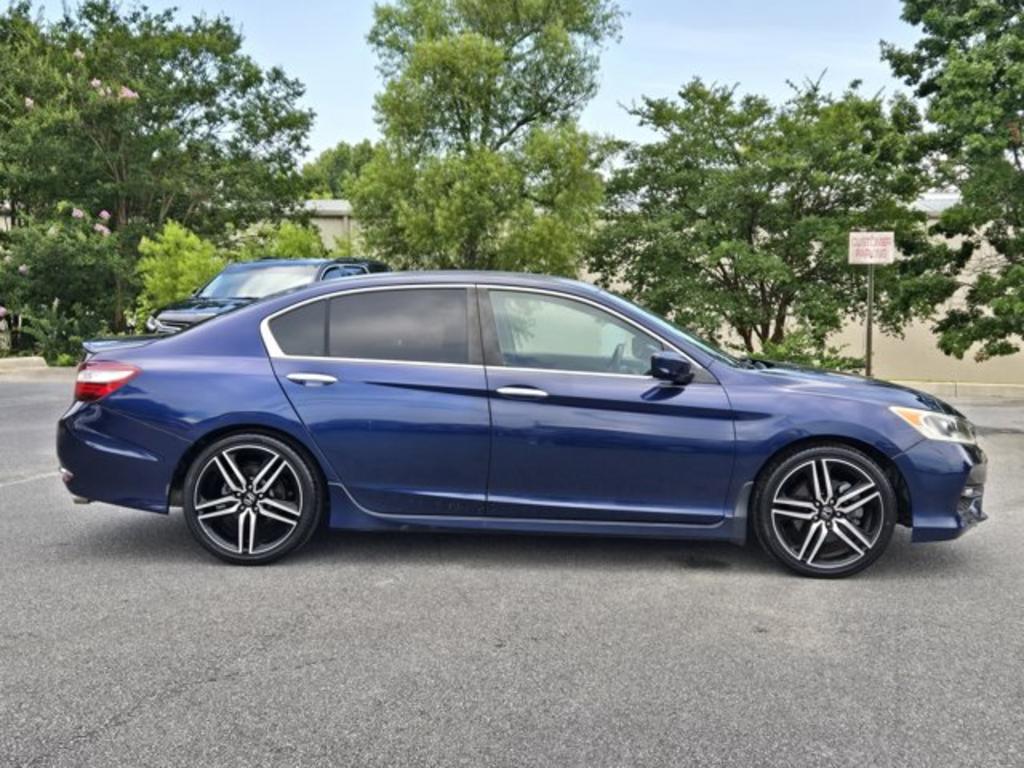 2017 Honda Accord - $14,995