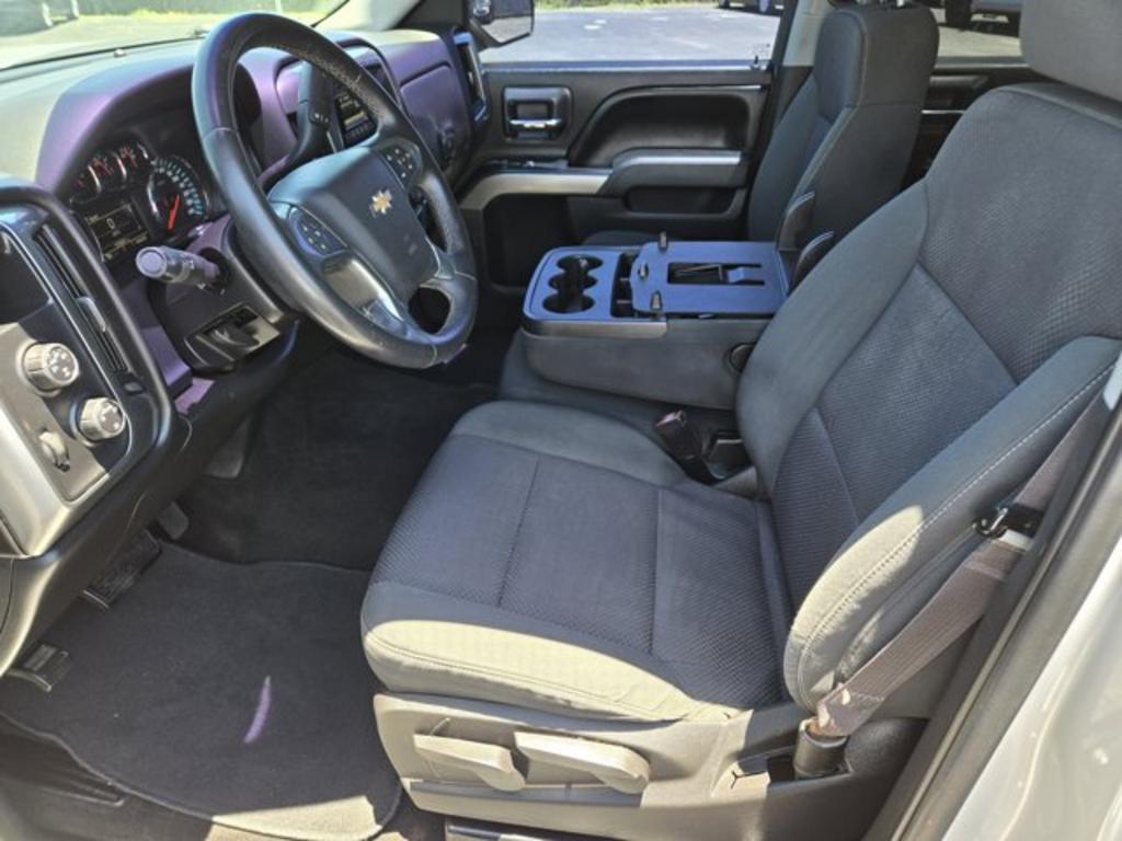 2015 Chevrolet Silverado - $22,995