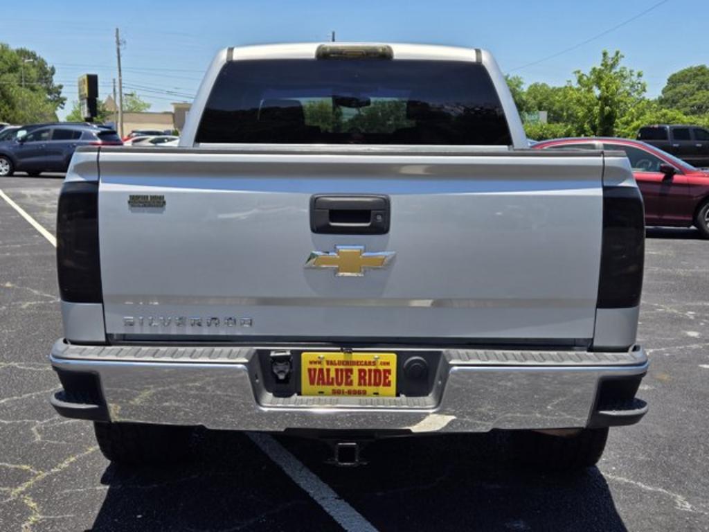 2015 Chevrolet Silverado - $22,995