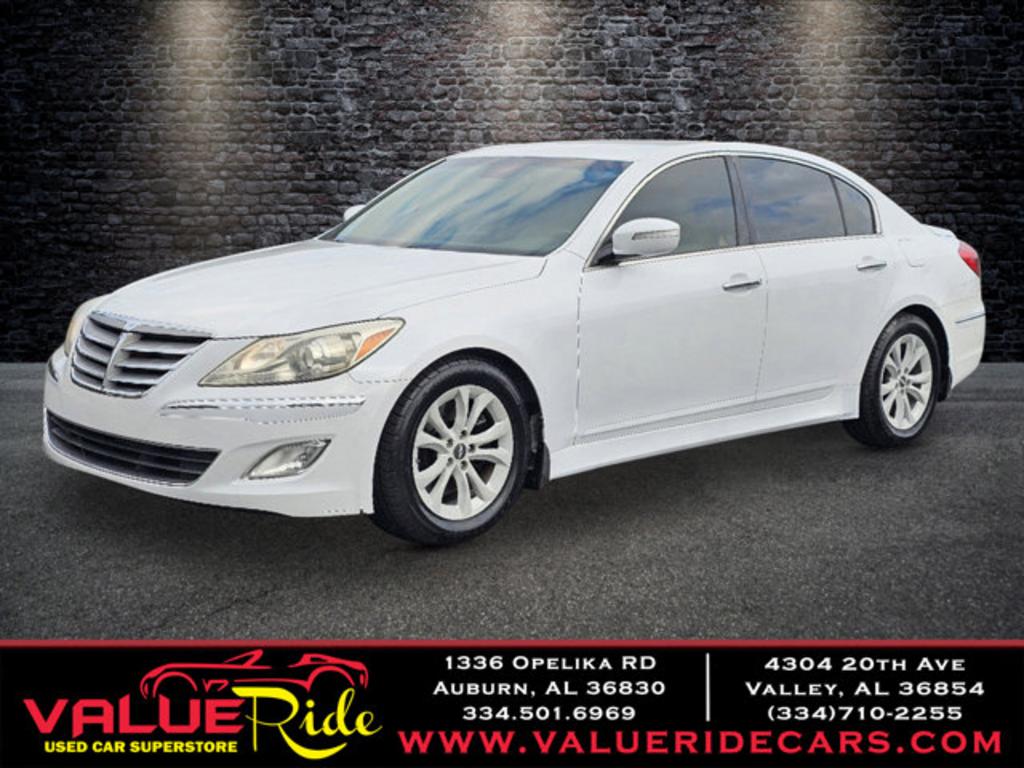2013 Hyundai Genesis 3.8L photo