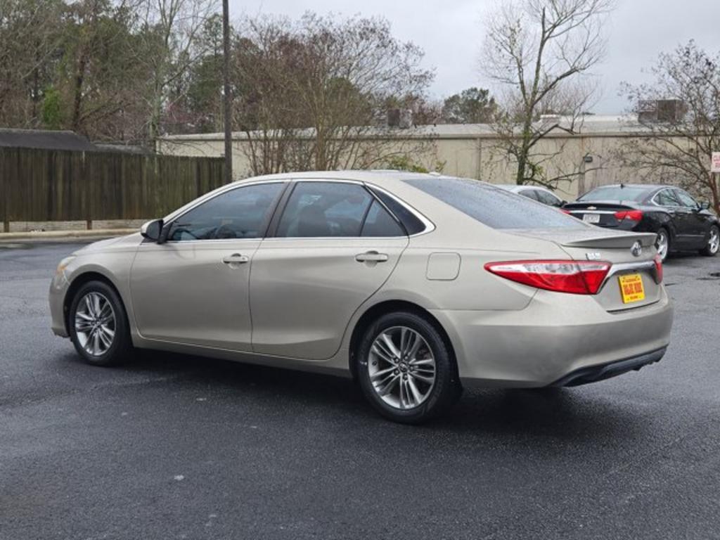 2016 Toyota Camry - $13,995