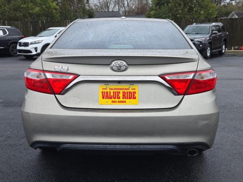 2016 Toyota Camry - $13,995