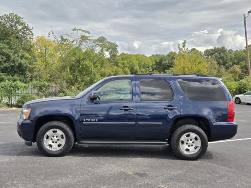 2007 Chevrolet Tahoe - $11,995