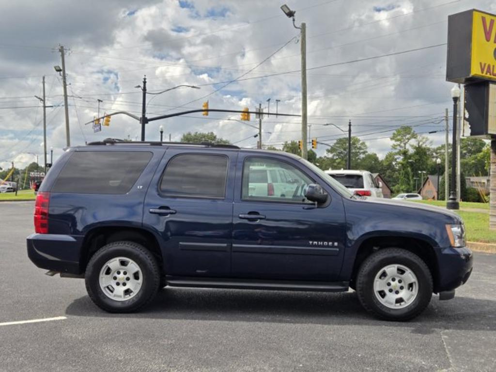 2007 Chevrolet Tahoe - $11,995