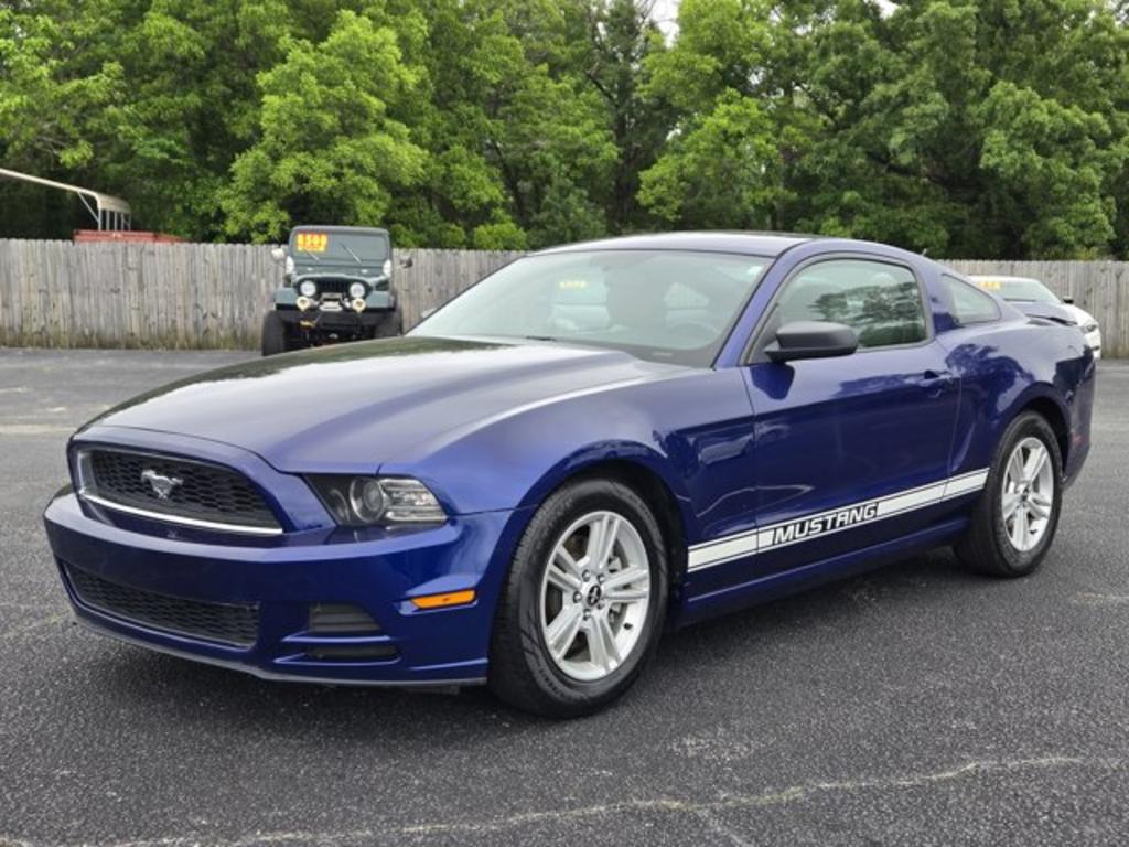 2014 Ford Mustang - $13,995